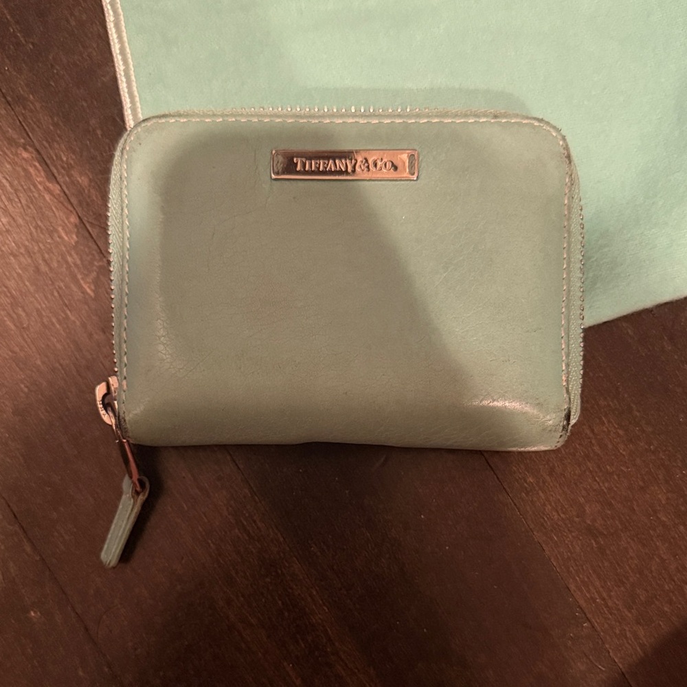 Tiffany & Co. light blue leather zip-around wallet - Picture 2 of 5